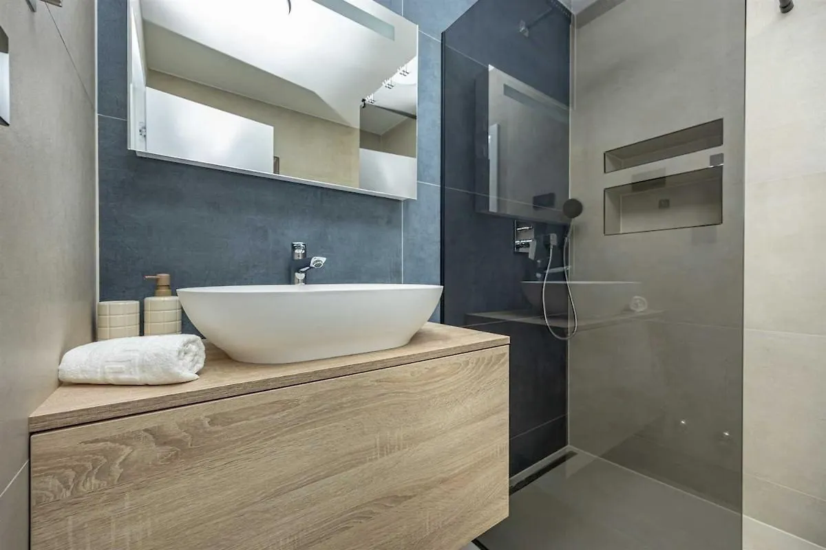 Vacay Villa Vista With Heated Pool Crikvenica